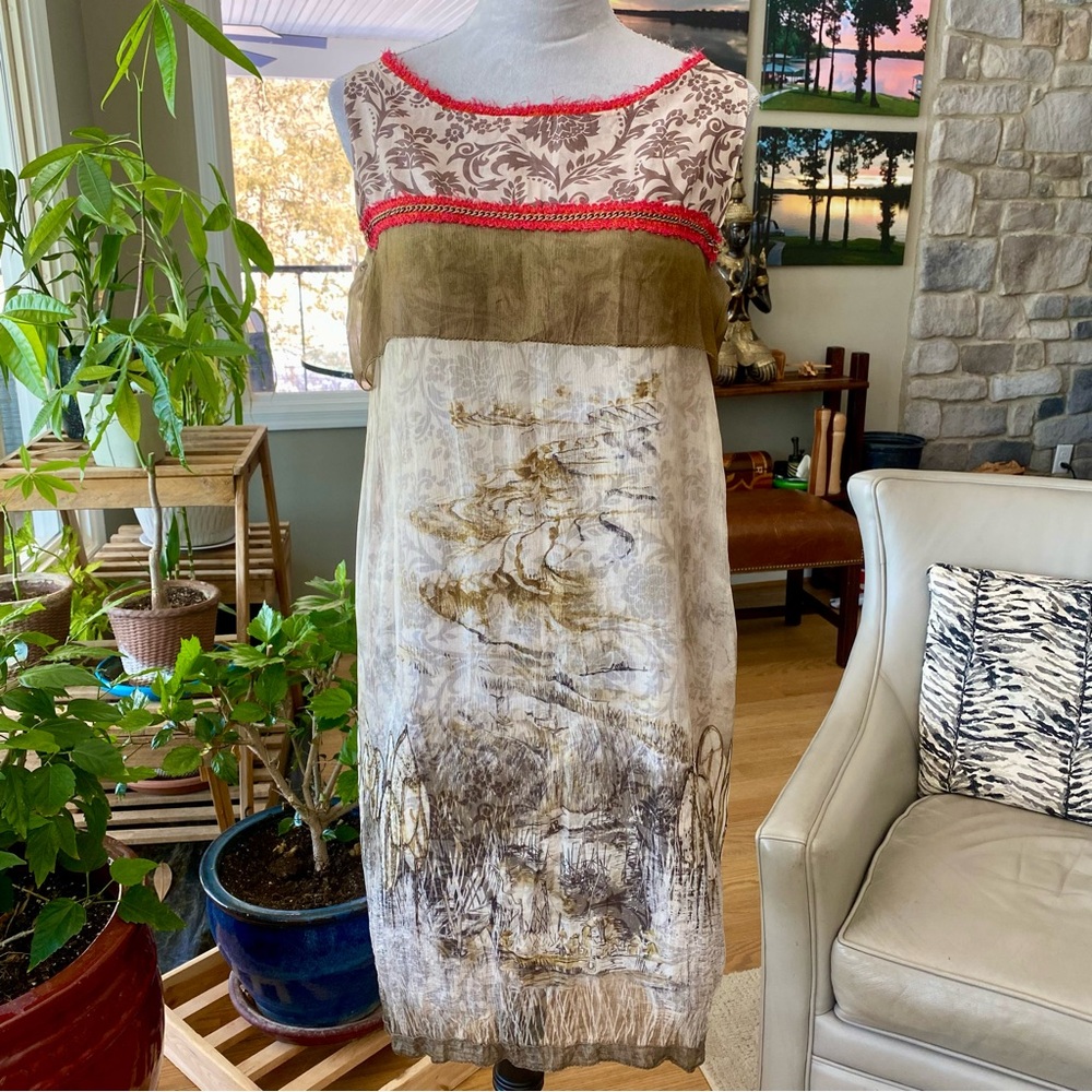 ‘Save The Queen’ Red, Cream and Deep Green Artistic Midi Dress.. Size M
